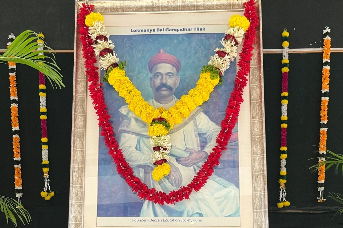 DES School Pays Tribute to Lokmanya Tilak